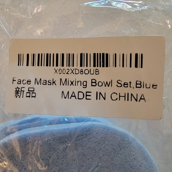 🆕️🛍 Face Mask Mixing Set 🆕️🛍 - Picture 3 of 3